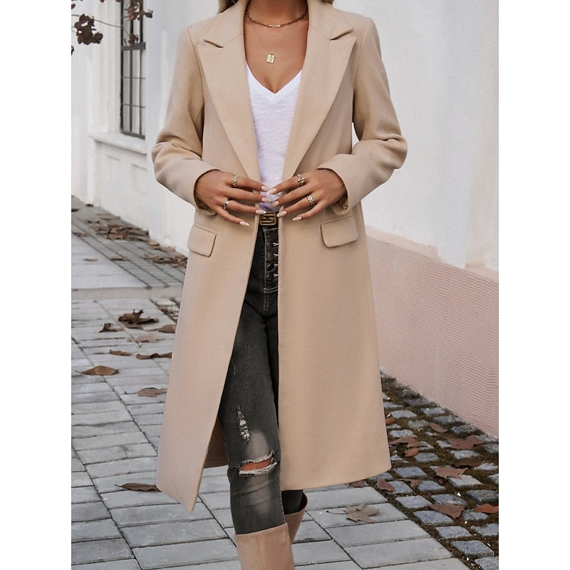 Women's long coat with notched lapels – Warm and elegant