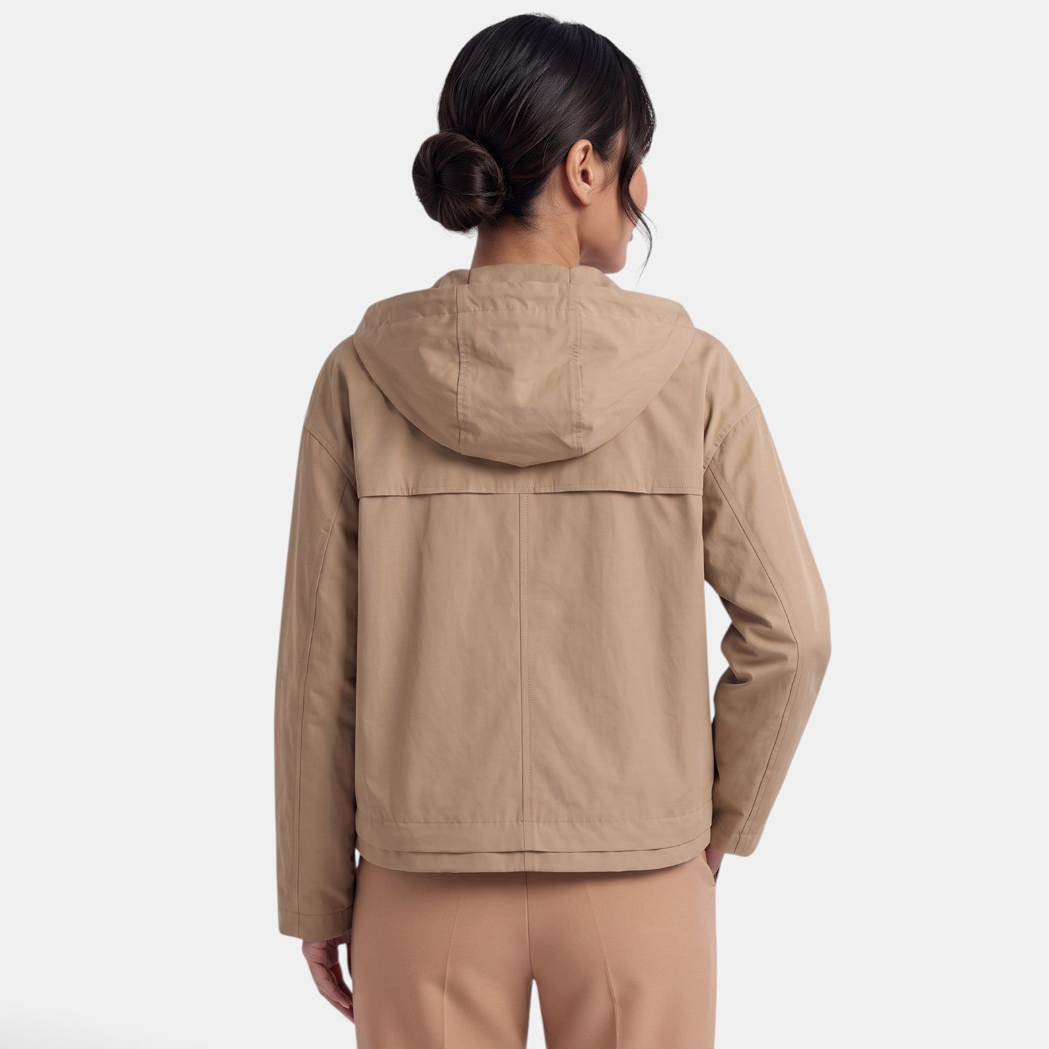 Trench court femme à capuche – Style pratique, léger et de mi-saison