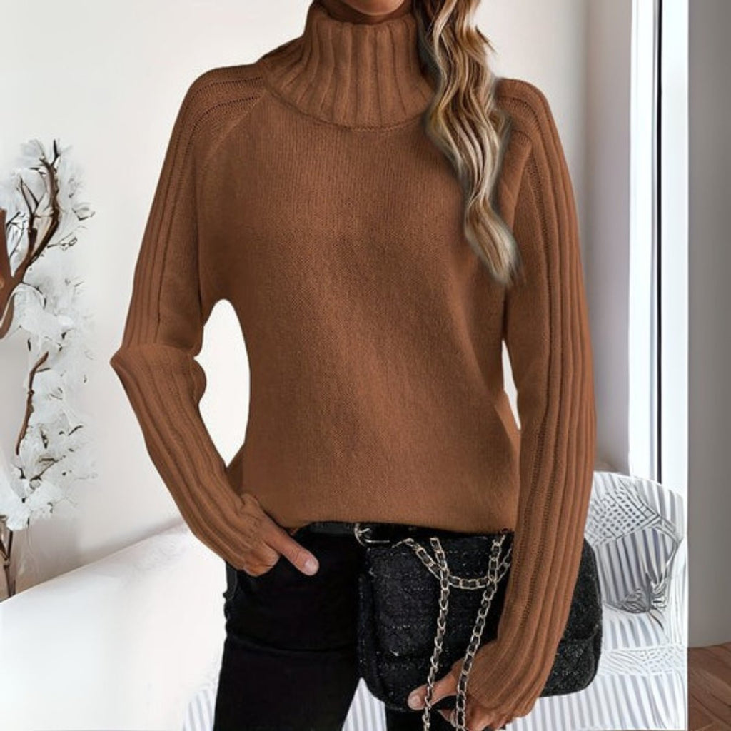 Ribstrikket rullekravesweater til kvinder - blød og elegant