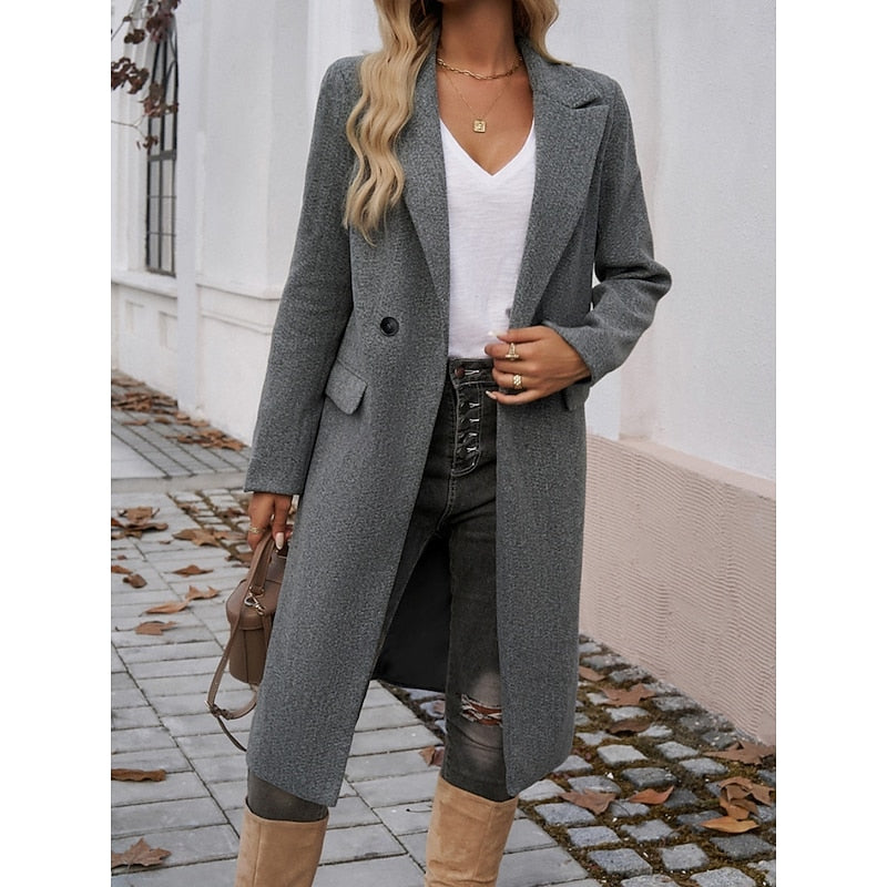 Women's long coat with notched lapels – Warm and elegant