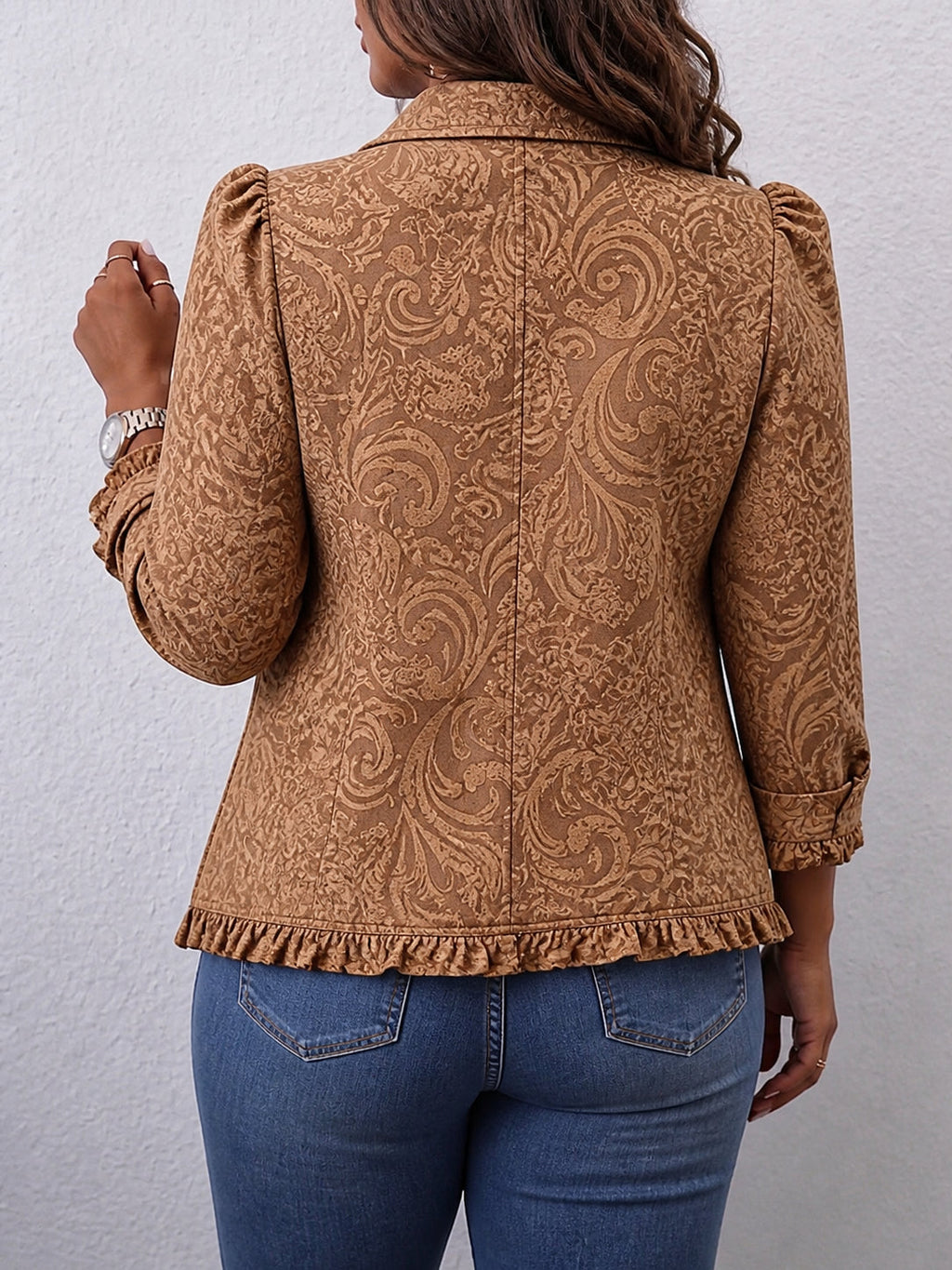 Women's floral jacket with ruffles - Feminine and elegant