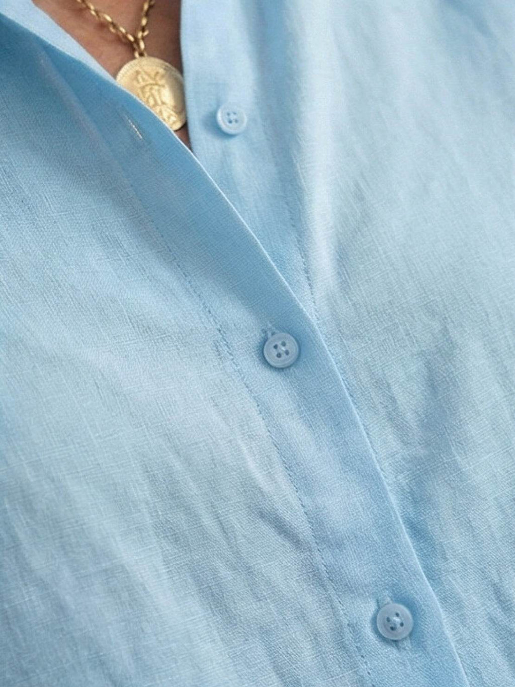 Completo camicia e pantaloni ampi da donna – Chic e fluido