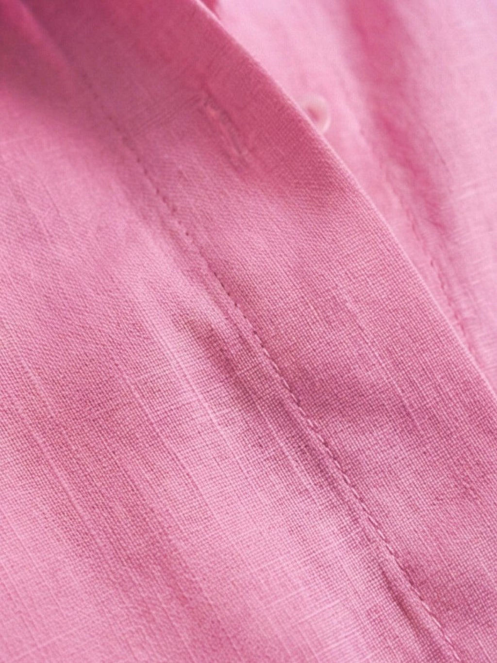 Completo camicia e pantaloni ampi da donna – Chic e fluido