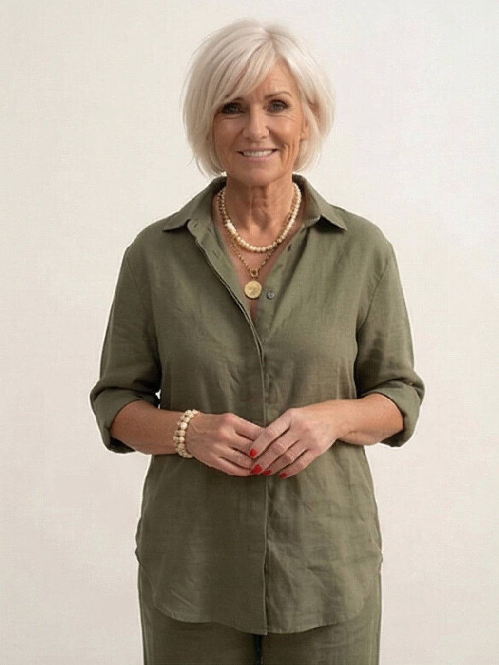 Completo camicia e pantaloni ampi da donna – Chic e fluido