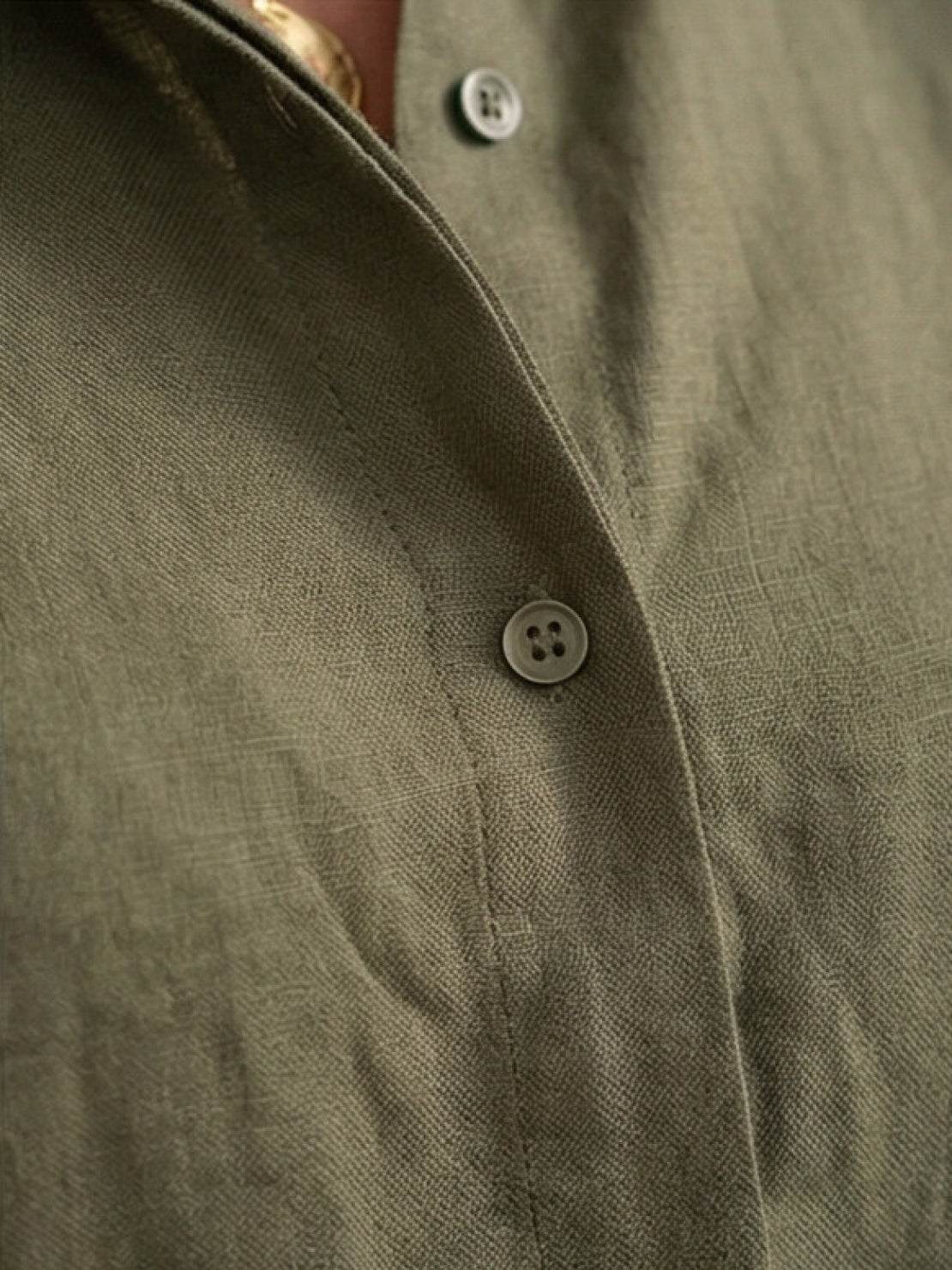 Completo camicia e pantaloni ampi da donna – Chic e fluido