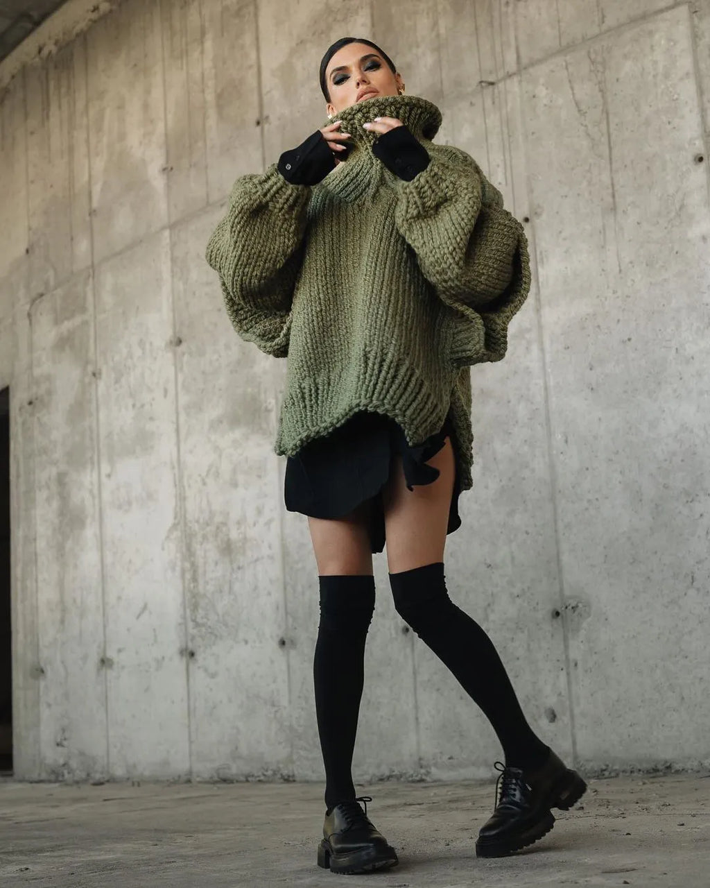Maglione a collo alto spesso da donna – Maglione oversize lavorato a maglia con maniche a sbuffo