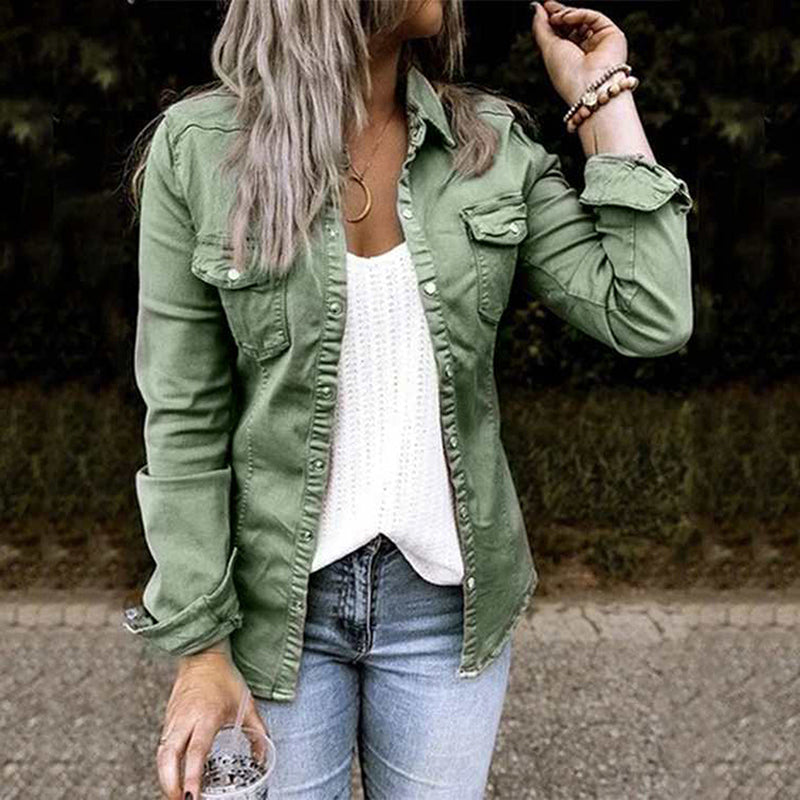 Giacca in denim da donna: stile senza tempo e comfort quotidiano