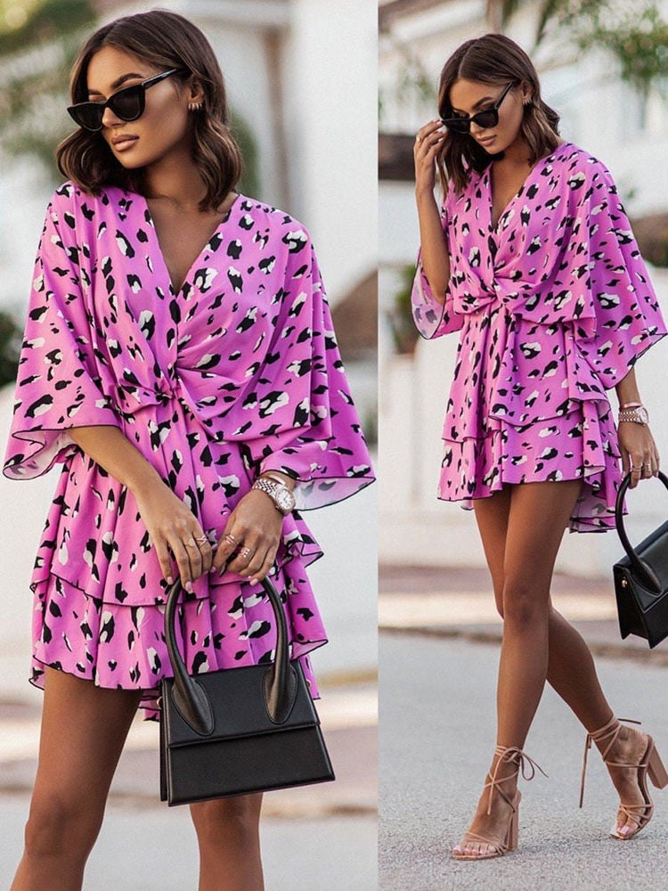 Abito estivo donna con scollo a V e linea elegante - Fluido e valorizzante