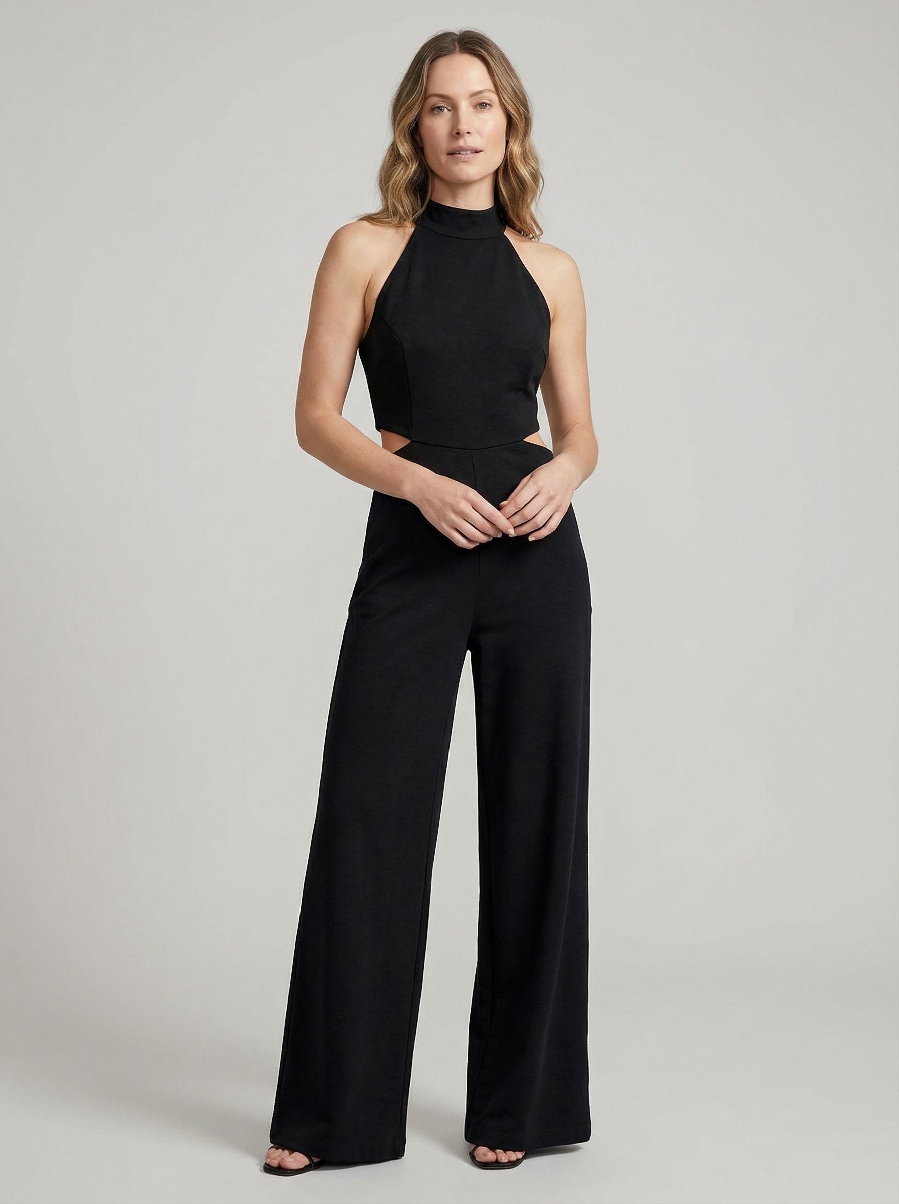 Tuta Donna Collo Halter Nero - Elegante a Gamba Larga