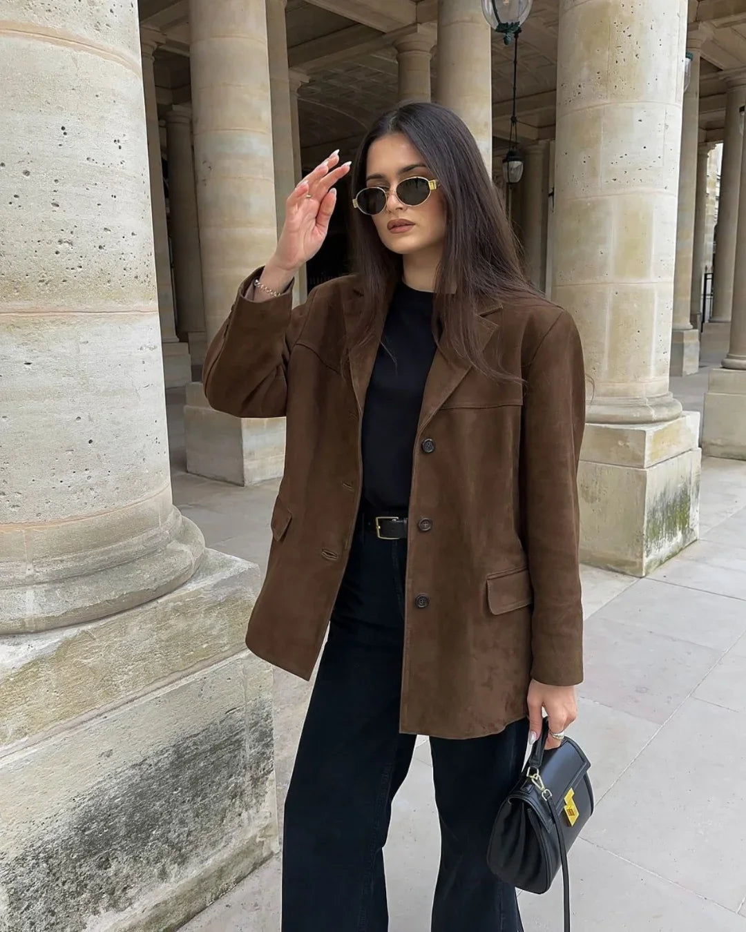 Blazer Donna in Camoscio Marrone con Tasche – Giacca Elegante