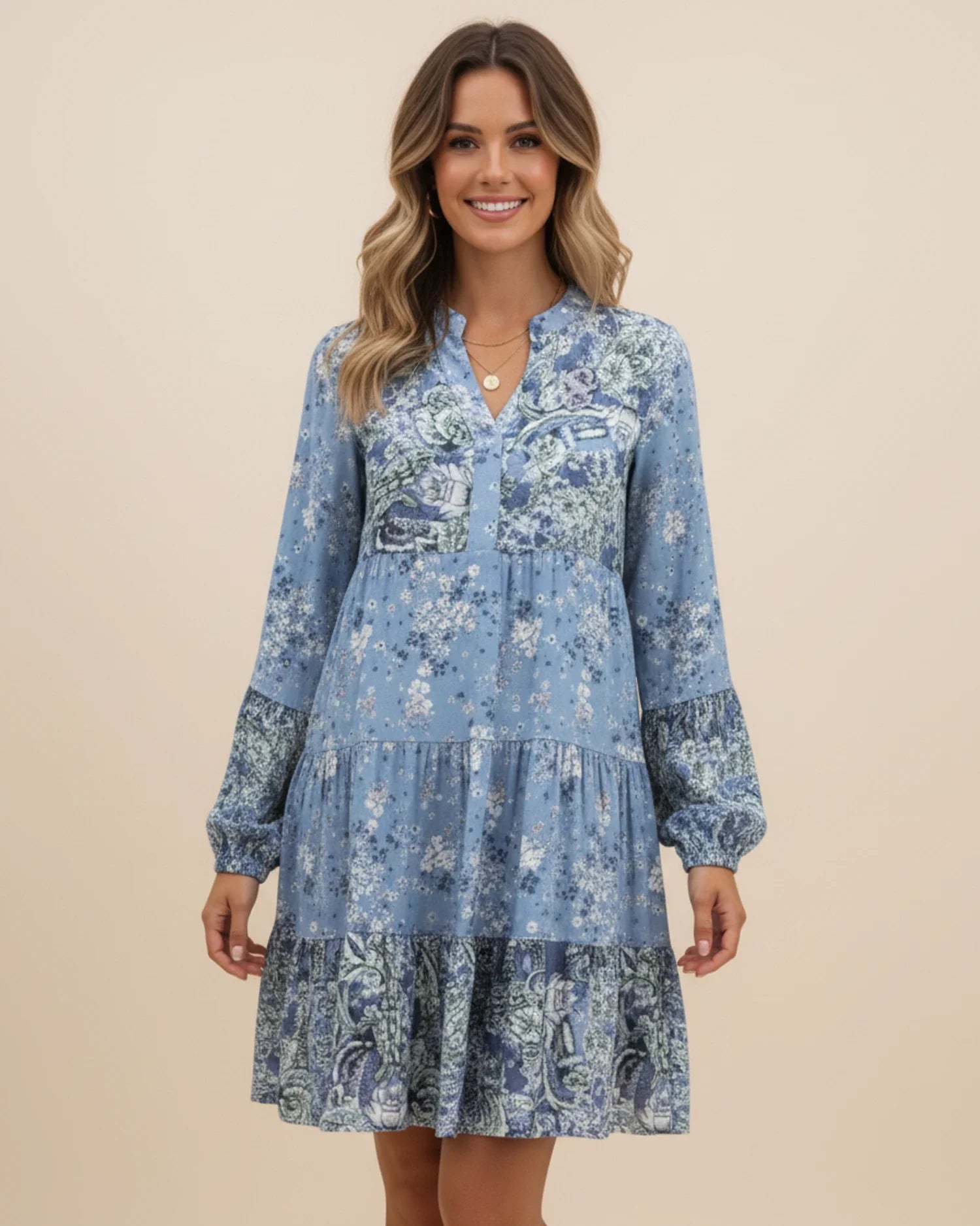 Abito Mini Donna Floreale – Eleganza Boho-Chic a Balze