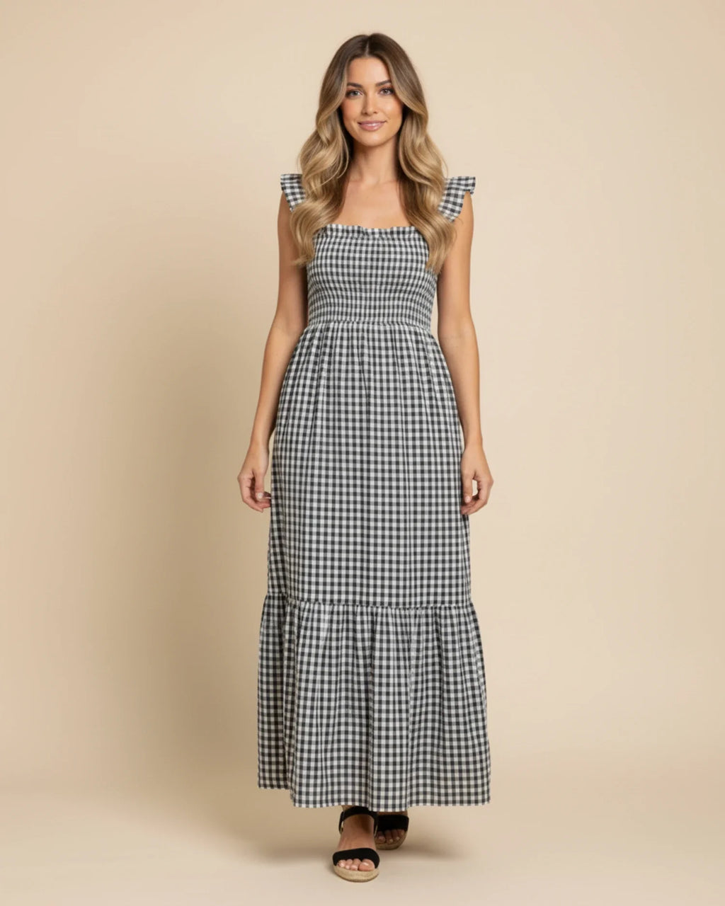 Abito lungo da donna a quadretti - Un classico elegante perfetto per l'estate