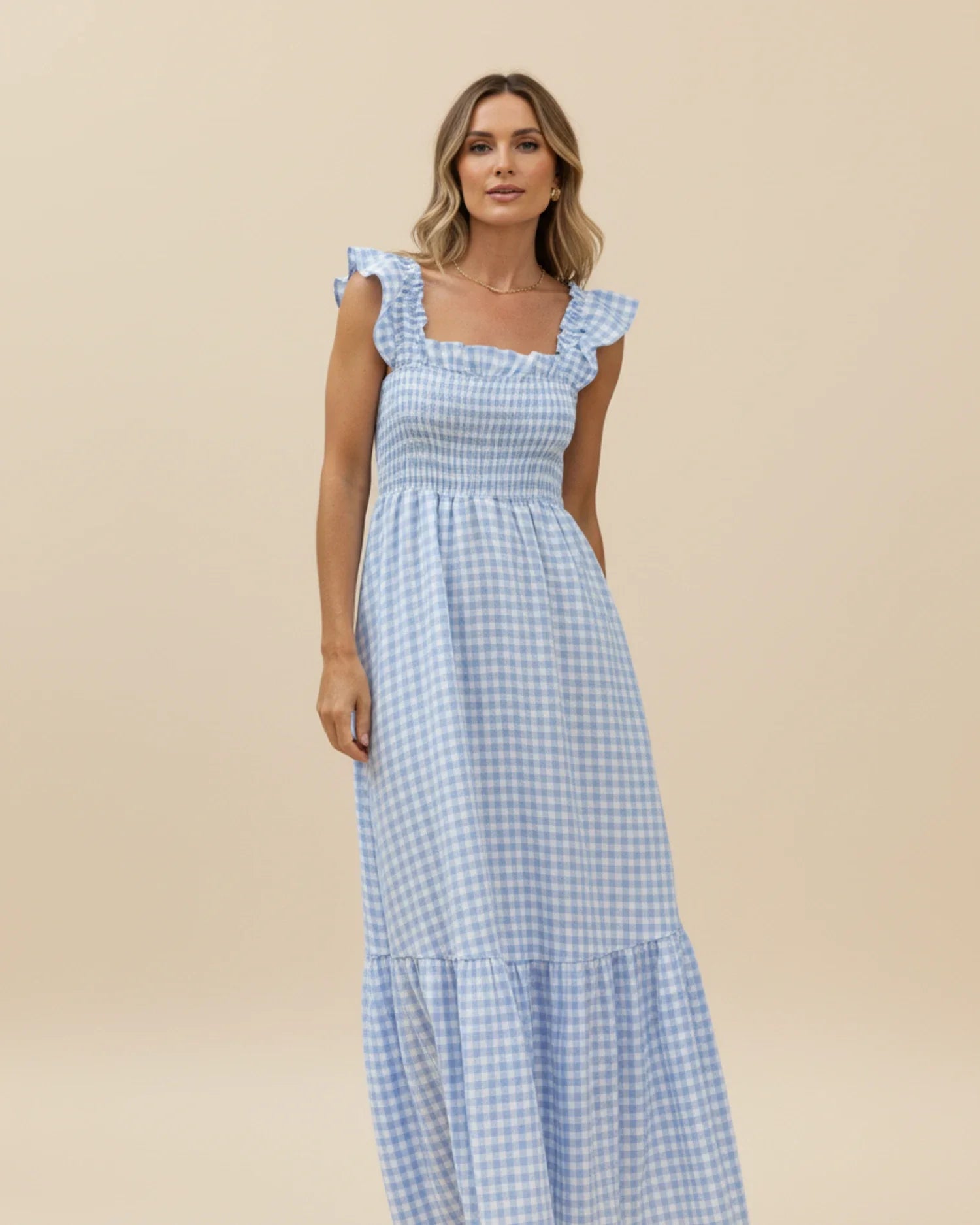 Abito lungo da donna a quadretti - Un classico elegante perfetto per l'estate