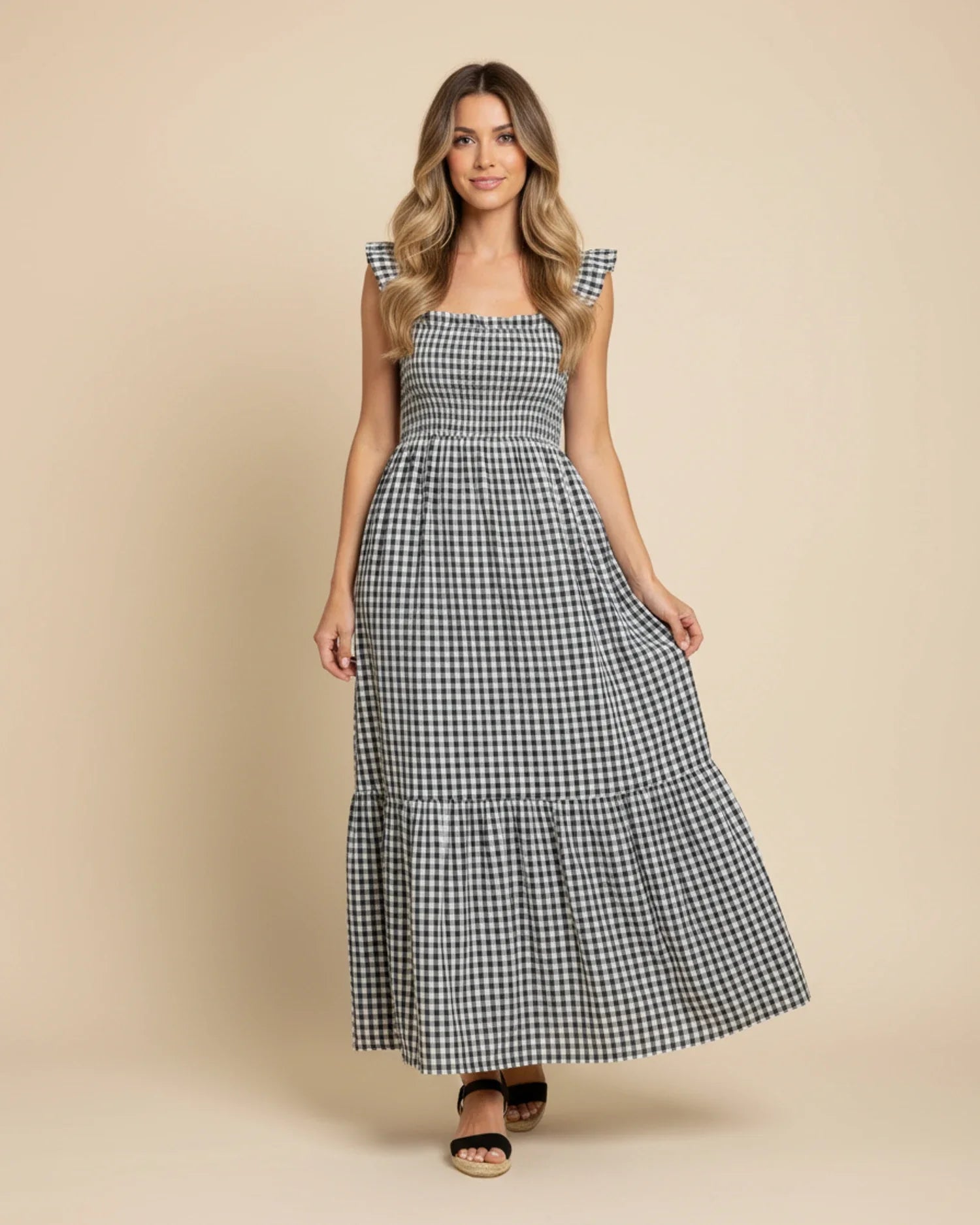 Abito lungo da donna a quadretti - Un classico elegante perfetto per l'estate