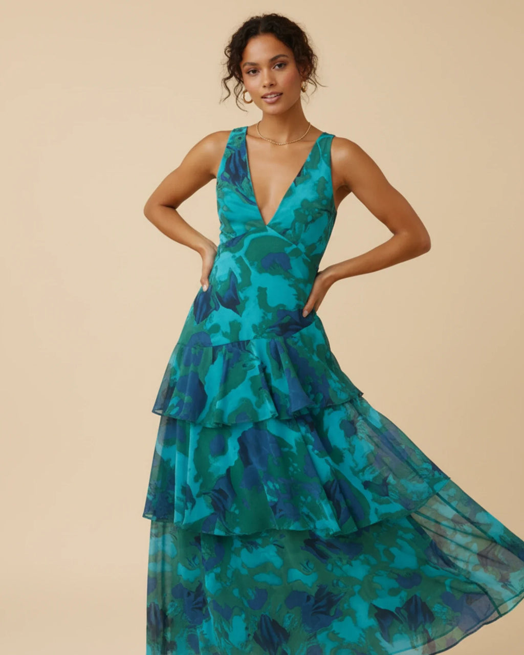 Abito lungo da donna senza maniche con stampa floreale e balze – Elegante stile estivo