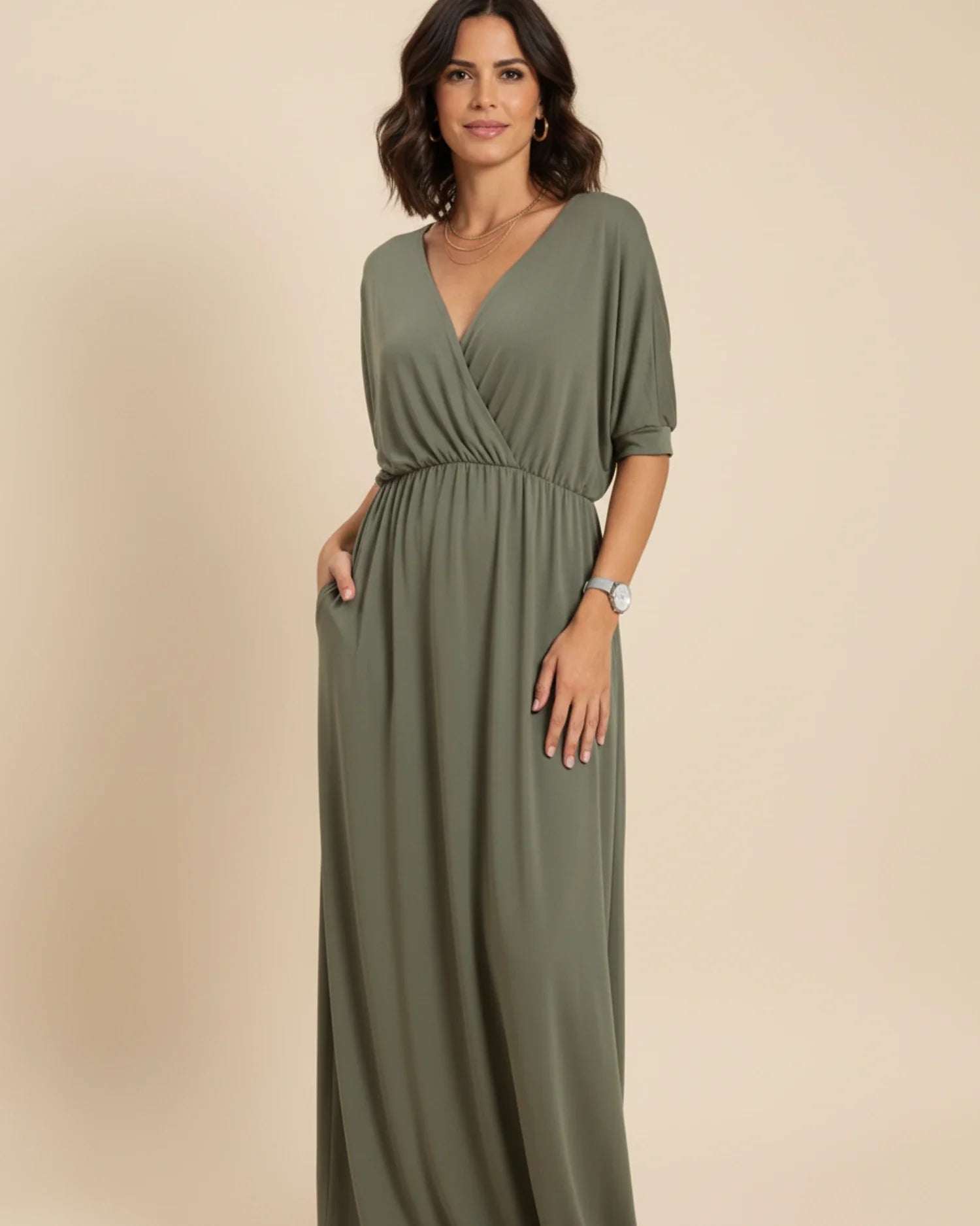 Abito lungo da donna con tasche – Un outfit comodo ed elegante