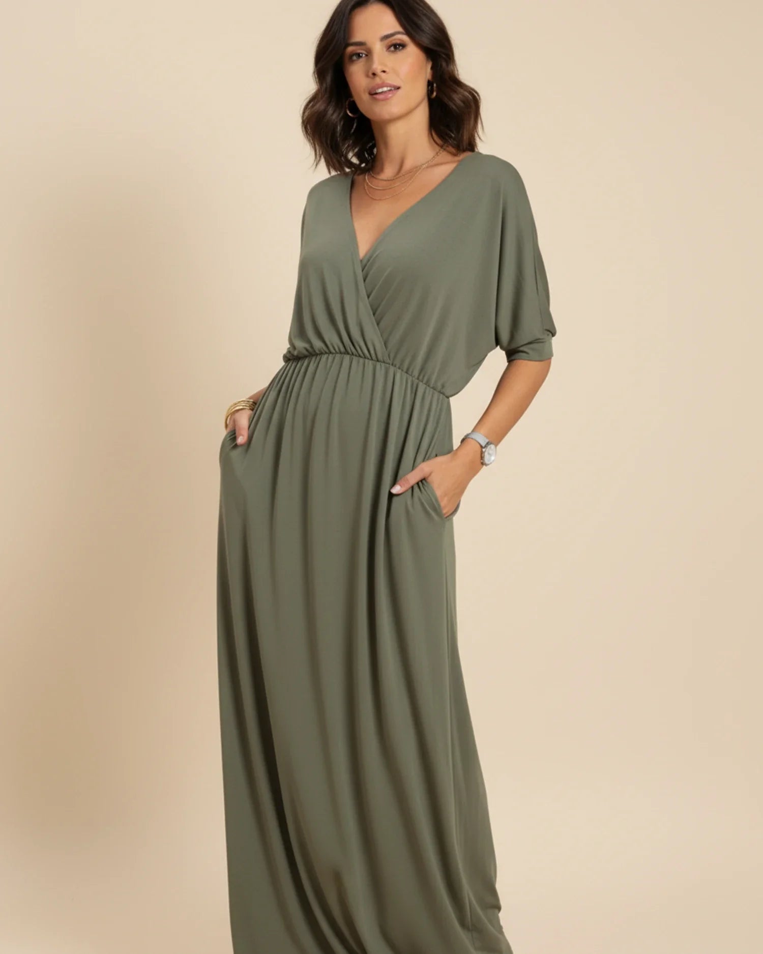 Abito lungo da donna con tasche – Un outfit comodo ed elegante