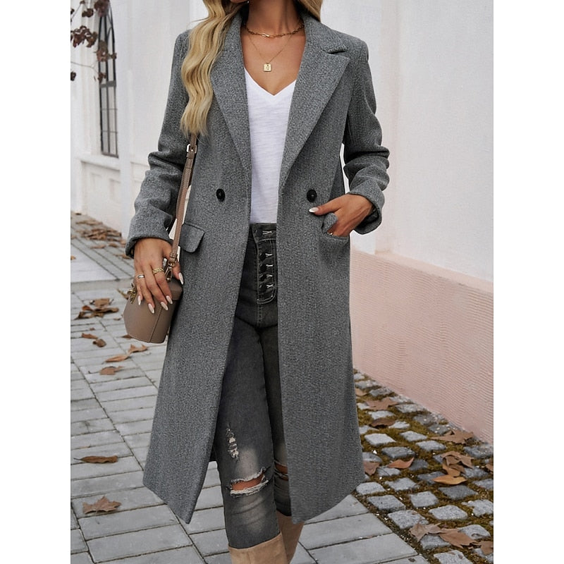 Women's long coat with notched lapels – Warm and elegant
