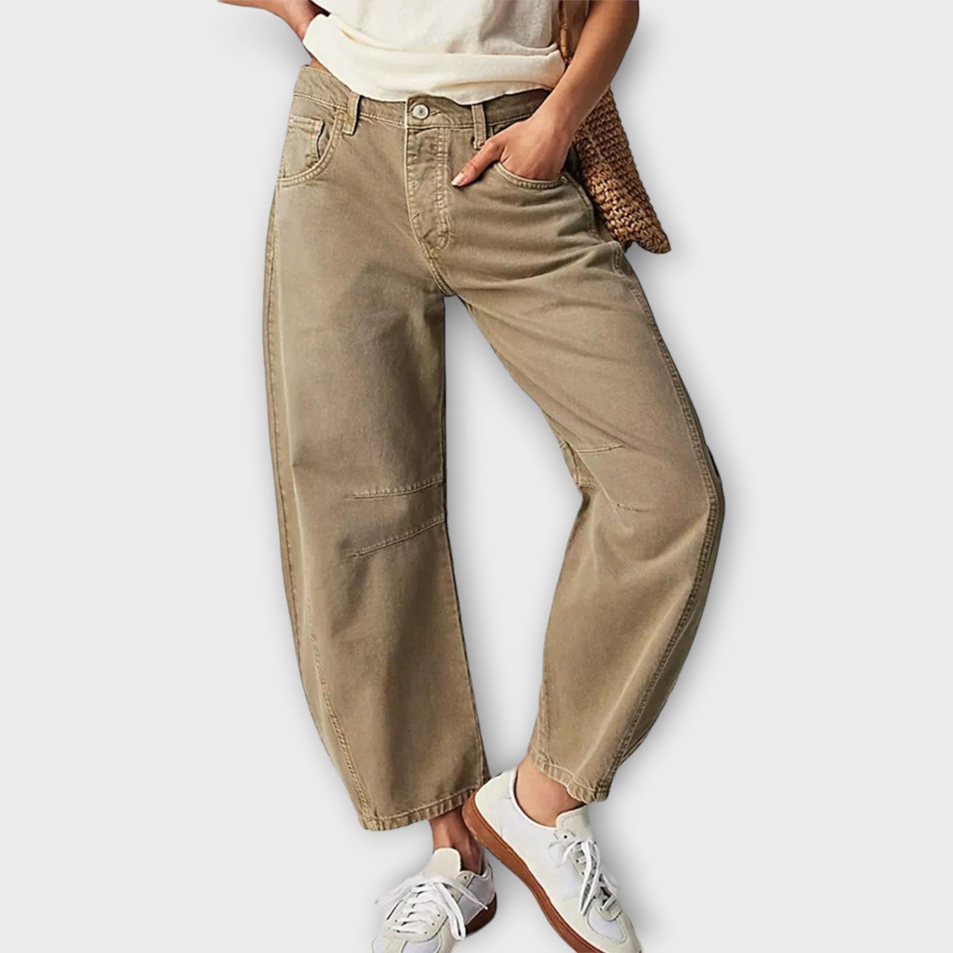 Jeans classici a gamba larga da donna